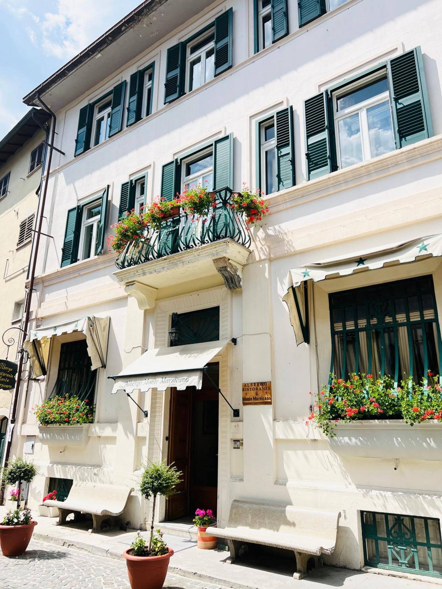 Monte Marsicano Hotel Pescasseroli Eksteriør billede